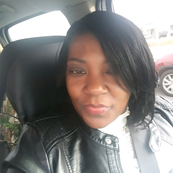 Meet your Posher, Tami - Picture 1 of 1